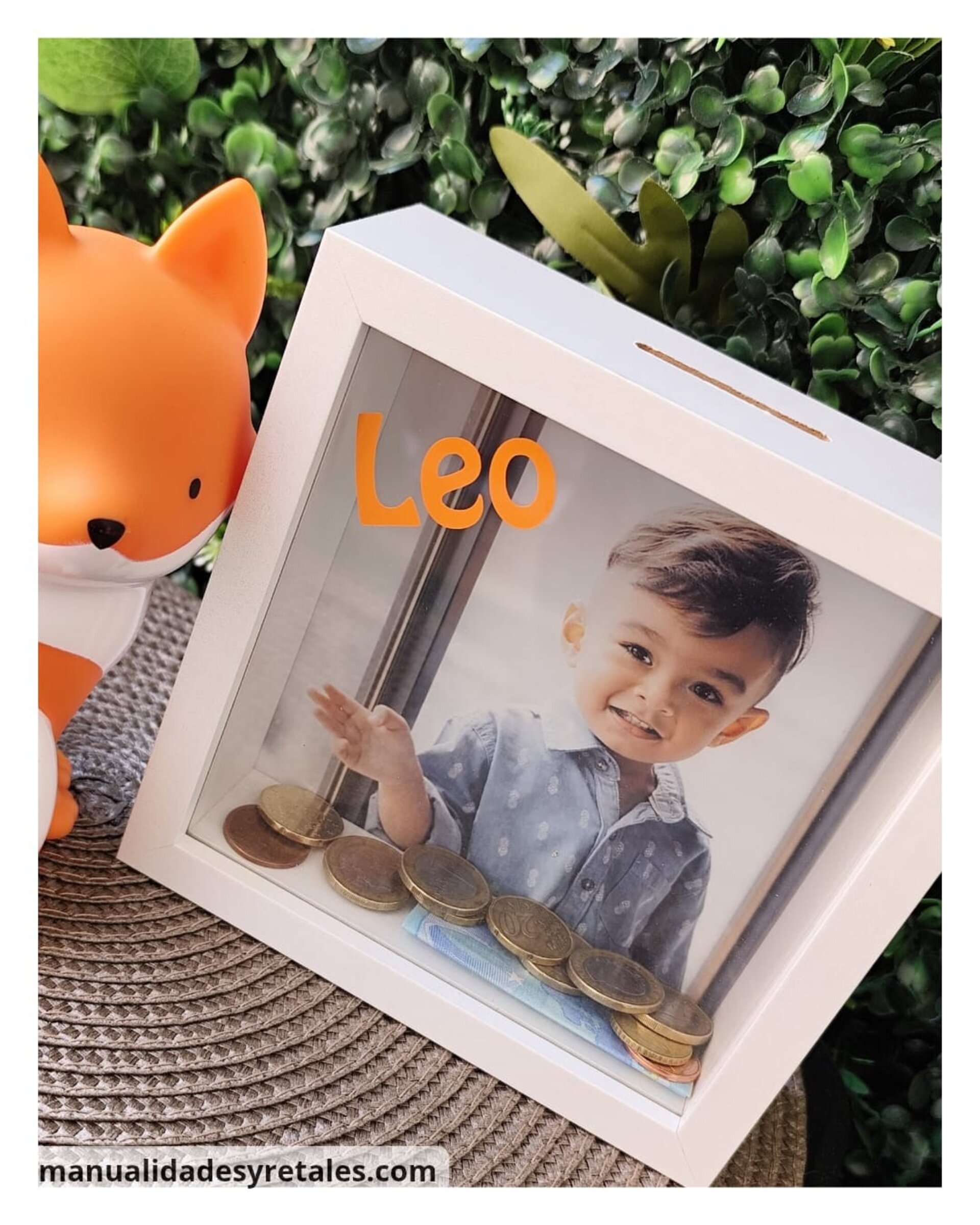 Hucha de madera personalizada 15x15cm - 4
