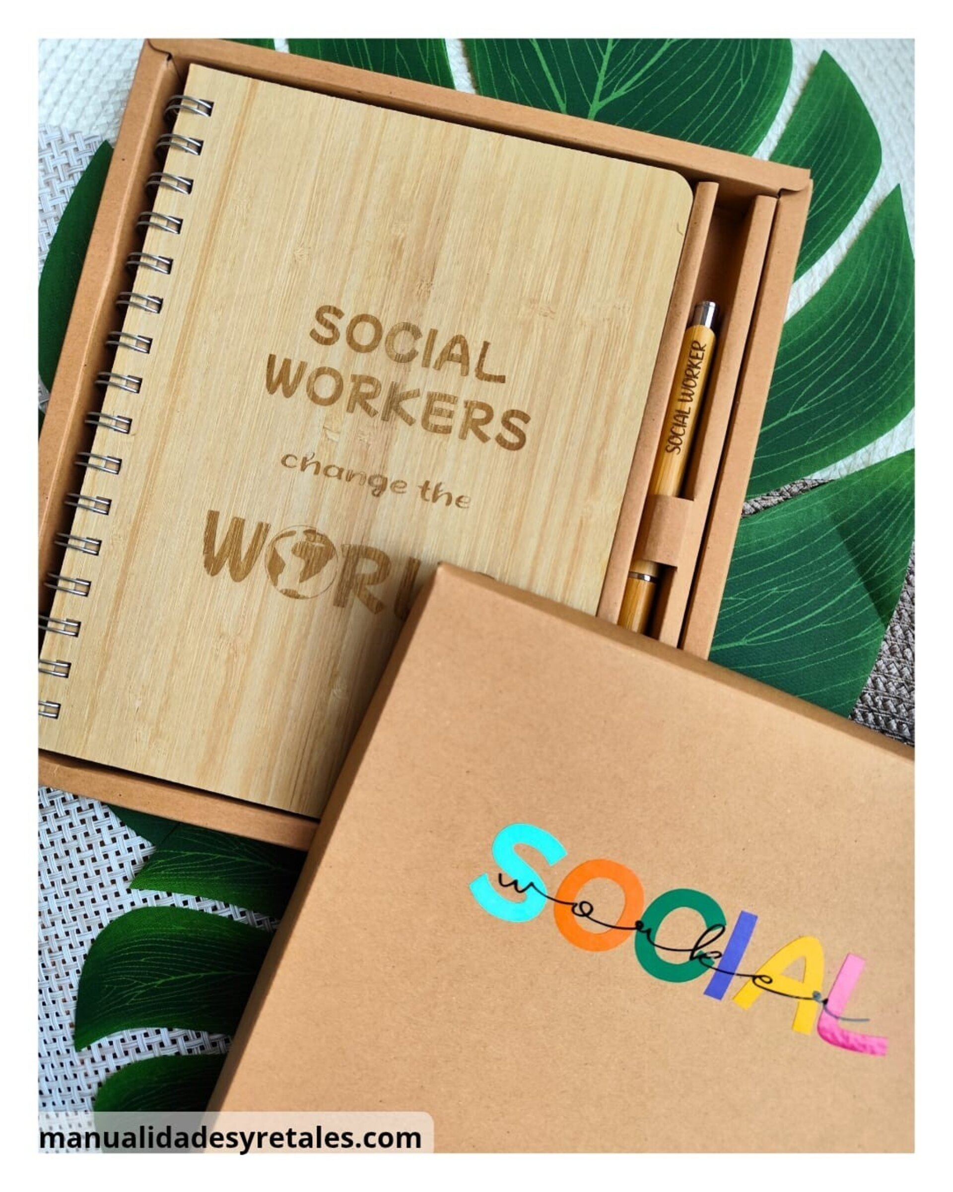 Set cuaderno + boli de bambú grabados - 4