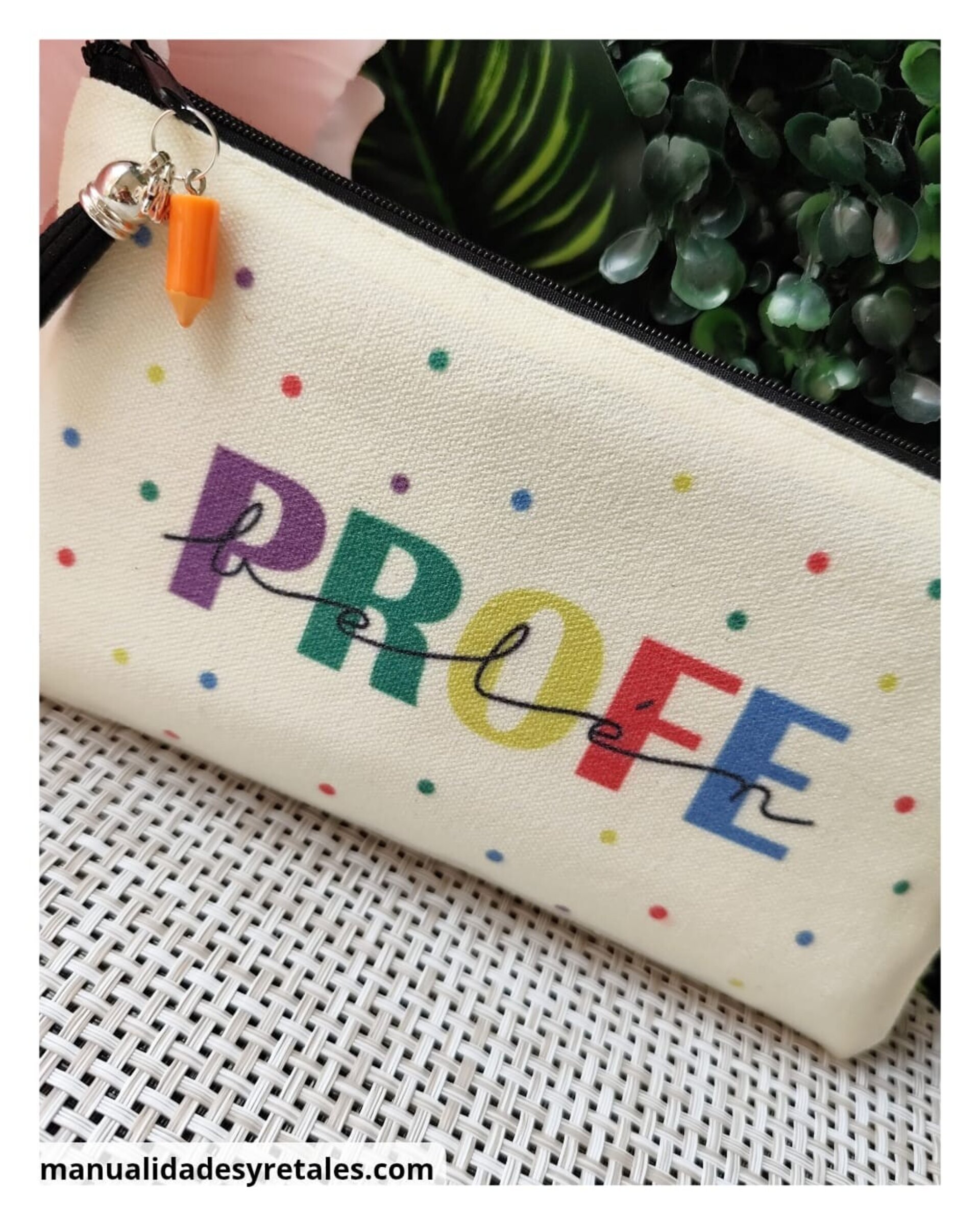 Neceser profe nombre con topitos colores - 2